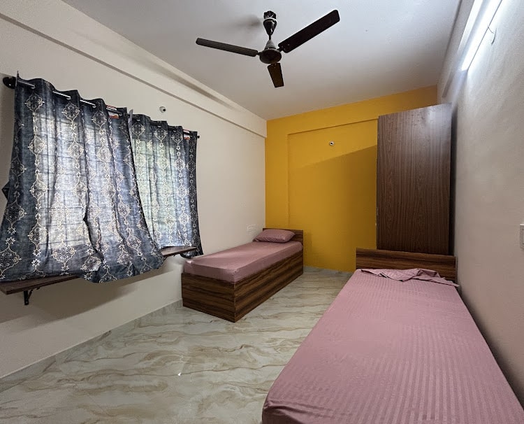 pg in bangalore, paying guest in bangalore, pgs in bangalore, pg near bangalore, luxury pg in bangalore, luxury pgs in bangalore, best pg in bangalore, executive pg in bangalore, posh pg in bangalore, mens pg in bangalore